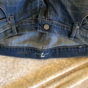 Seven jeans